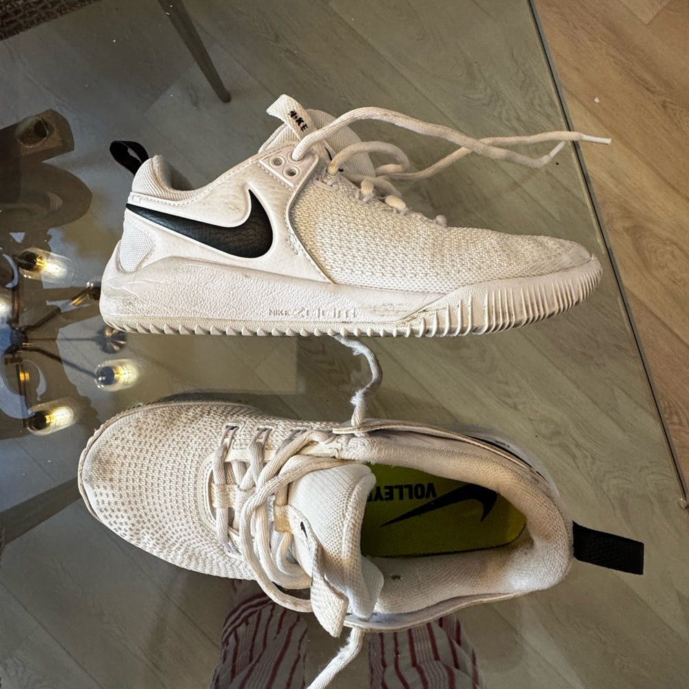 Nike Beige and Black Athletic Shoes